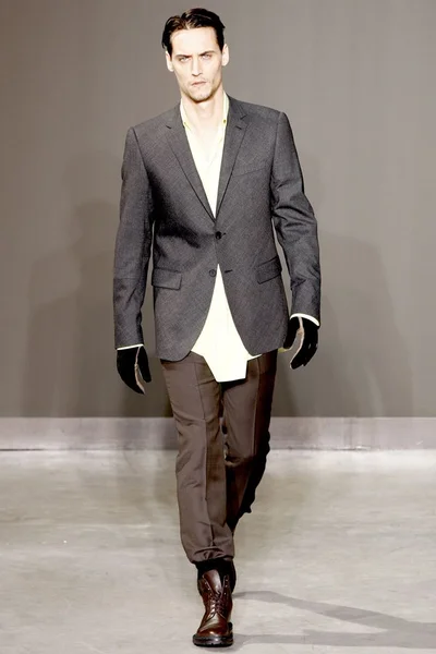 Look 33